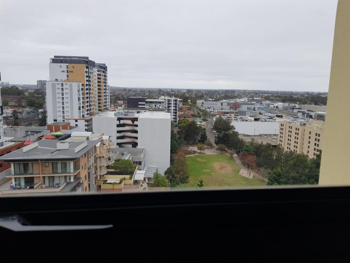 Parramatta Hotel Apartment Sydney Zewnętrze zdjęcie